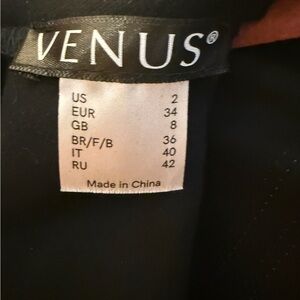 VENUS Classic Black Apparel
